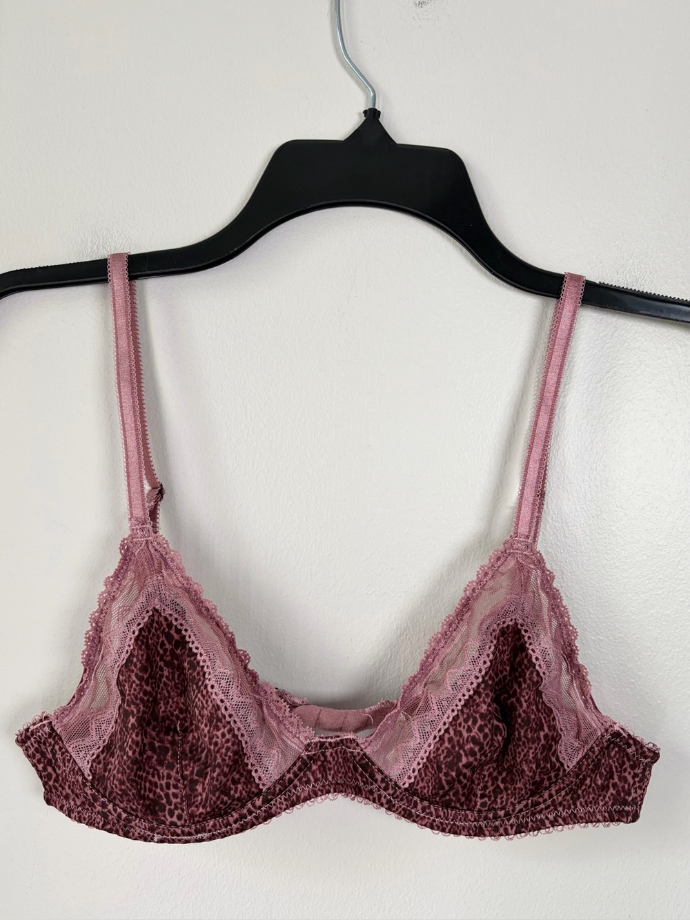 Intimately Free People 34B Mauve Berry Animal Print Delicate Lace Unlined Bra